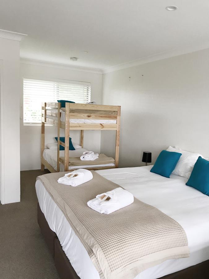 Thirroul Beach Motel Экстерьер фото