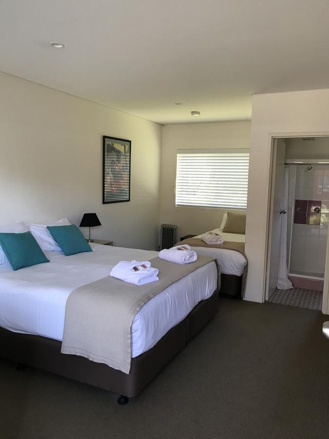 Thirroul Beach Motel Экстерьер фото